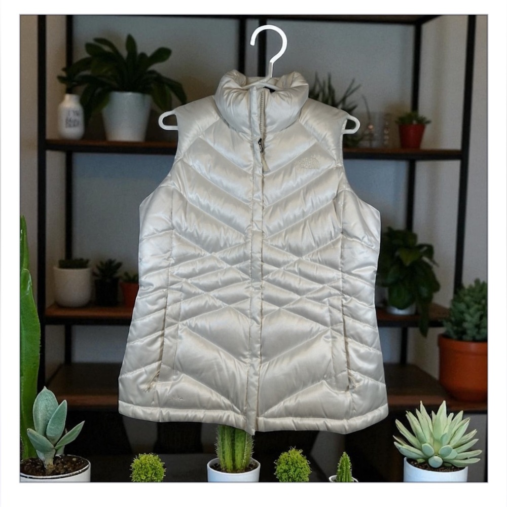 The North Face Women's Light Cream Quilted Puffer Vest